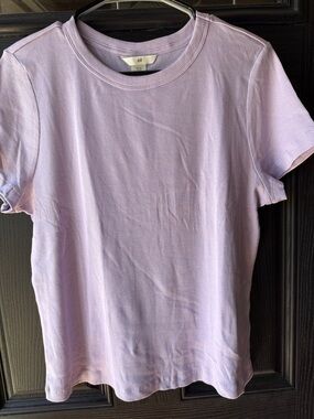 H&M Lavender Short Sleeve Ribbed Crew Tee